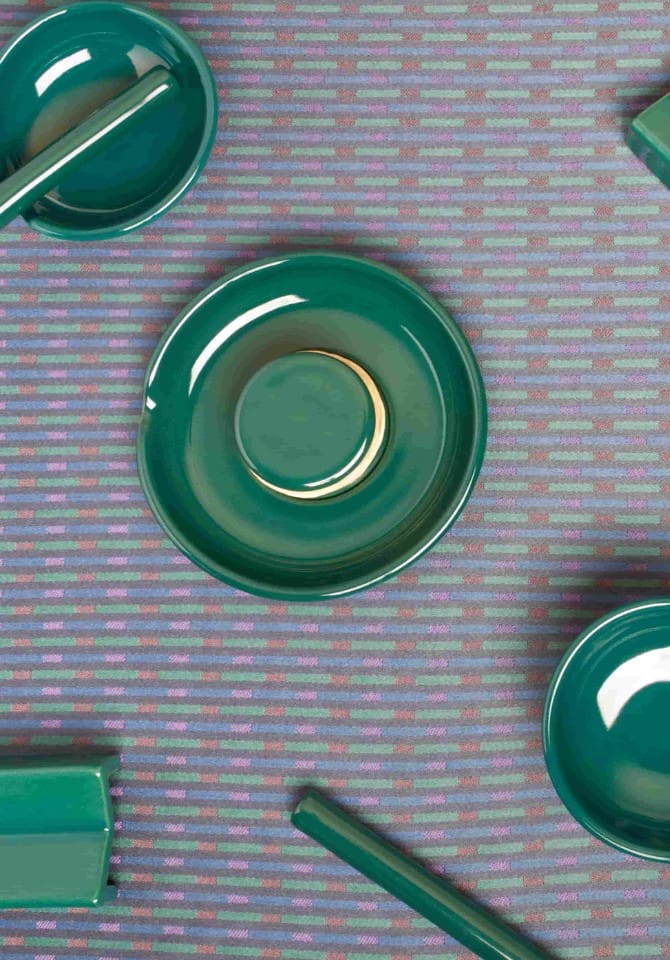 This green hemp wick holder and ashtray set is the perfect addition to your sesh