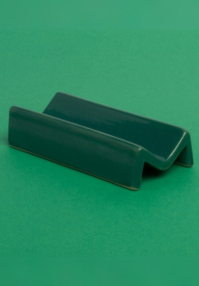This green rolling tray set will perfect your roll