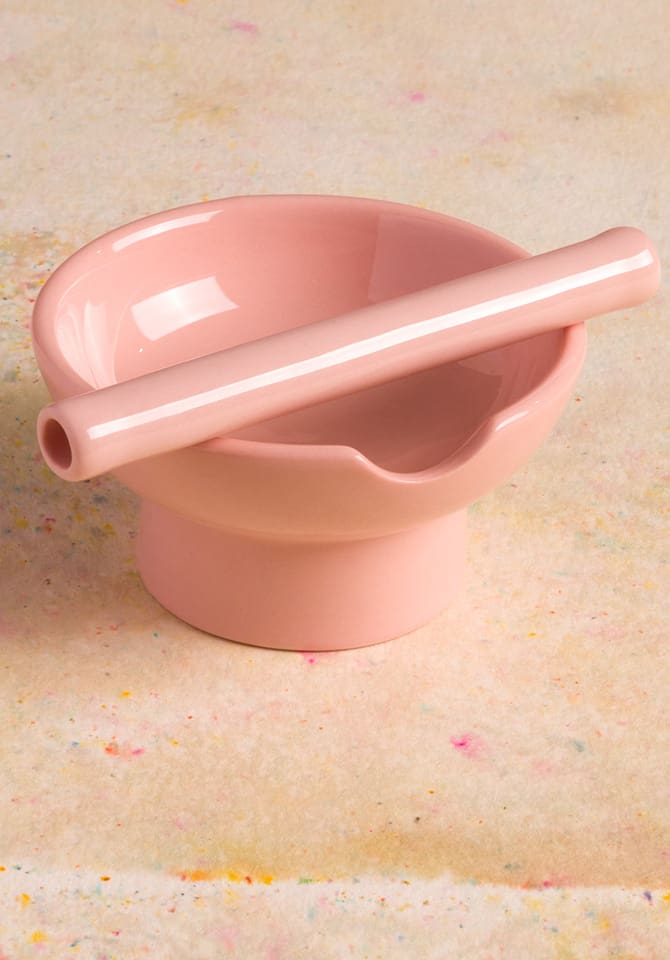 Our pink ashtray set is the perfect blend of form and function