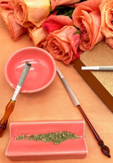 Joint holders guarantee smooth, full hits that are easier to inhale.