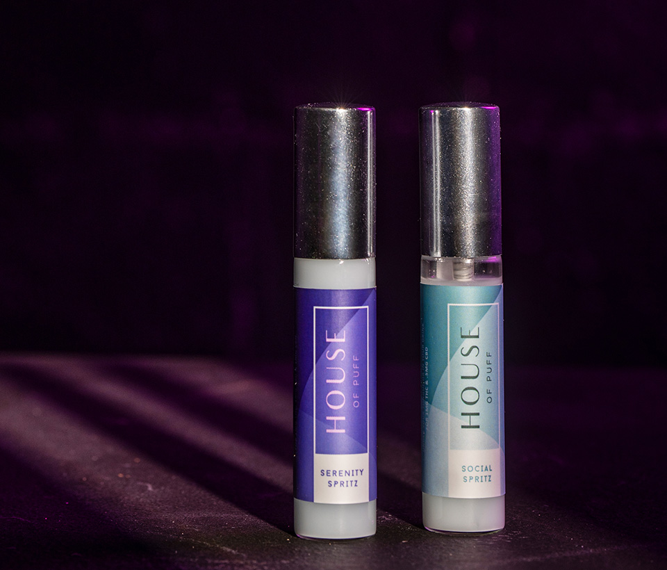 The Spritz on Dark Background with Shadows 960x820